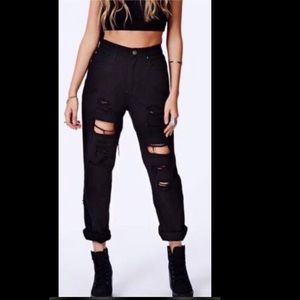 Melville destroyed high waisted boyfriend jeans